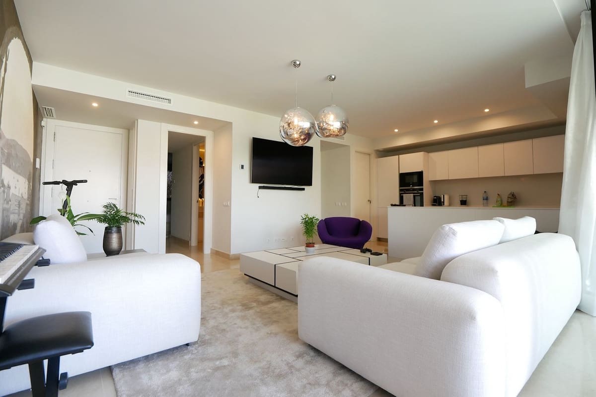 2 sypialnia Apartament na sprzedaż w Cabopino z basenem garażem - 549 900 € (Ref: 9216722)