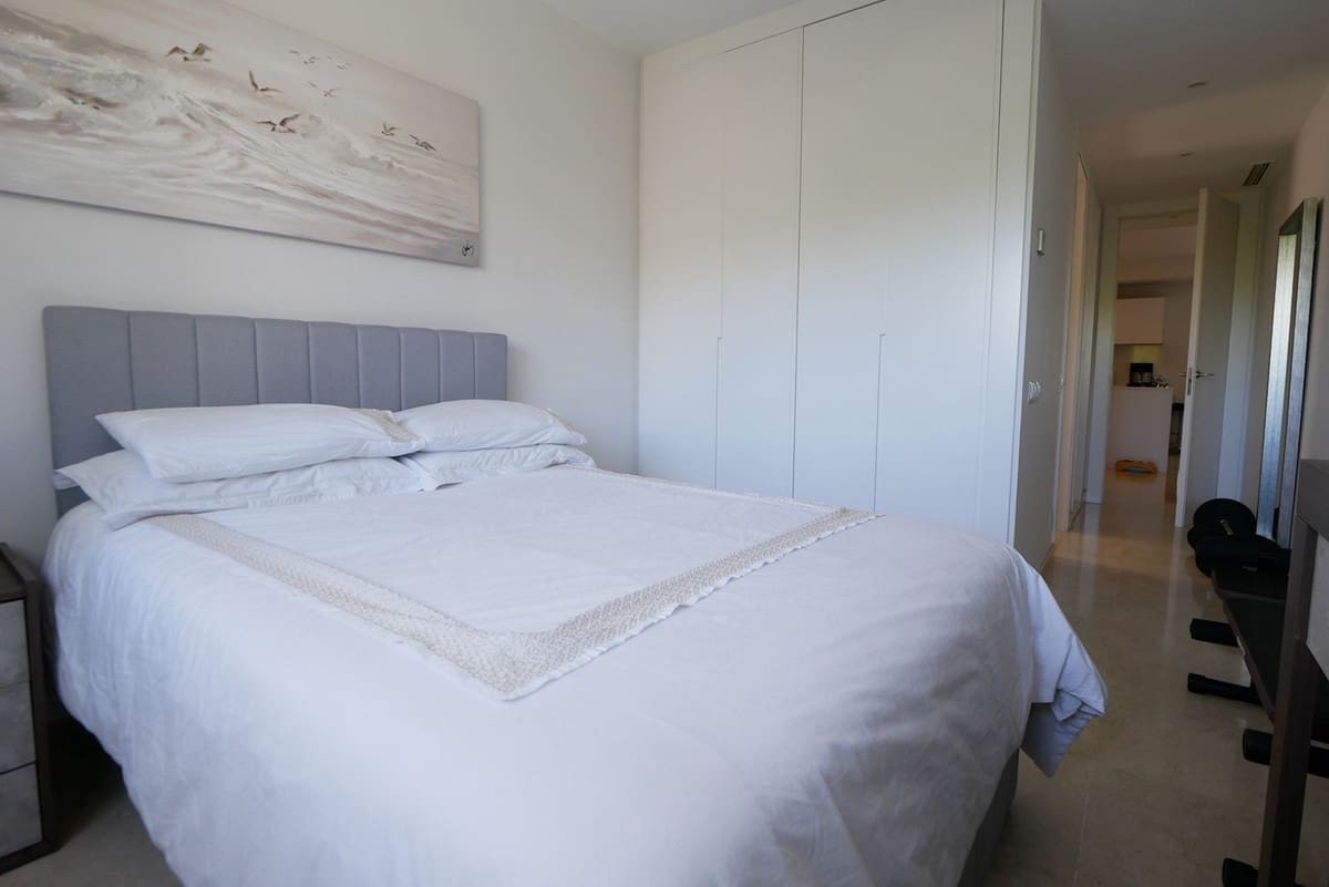 2 sypialnia Apartament na sprzedaż w Cabopino z basenem garażem - 549 900 € (Ref: 9216722)