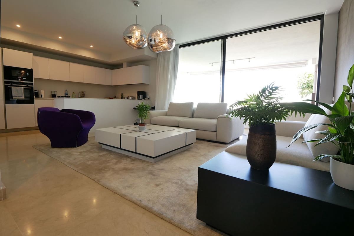 2 sypialnia Apartament na sprzedaż w Cabopino z basenem garażem - 549 900 € (Ref: 9216722)