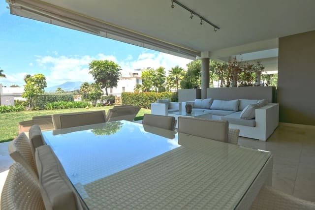 2 sypialnia Apartament na sprzedaż w Cabopino, Marbella z basenem garażem - 549 900 € (Ref: 9216722)