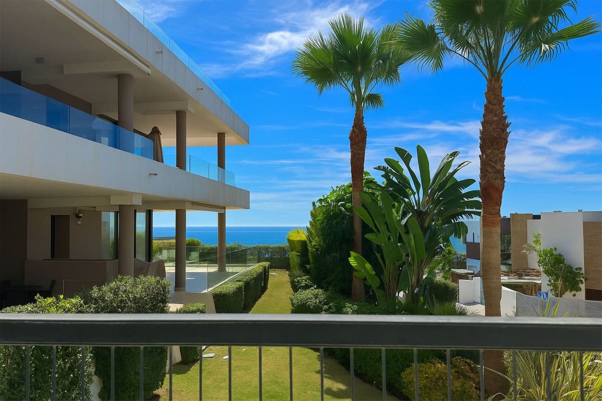 2 sypialnia Apartament na sprzedaż w Cabopino z basenem garażem - 549 900 € (Ref: 9216722)