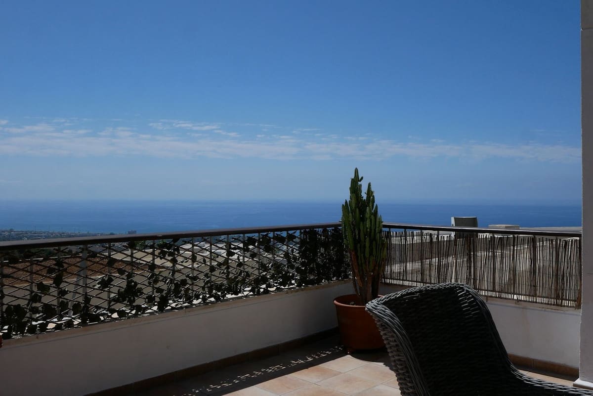 3 slaapkamer Penthouse te koop in Marbella met zwembad garage - € 595.900 (Ref: 9238816)