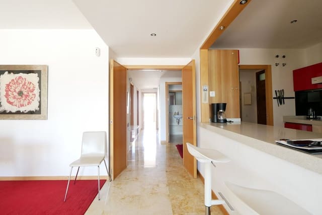 Ático de 3 habitaciones en Marbella en venta con piscina garaje - 595.900 € (Ref: 9238816)