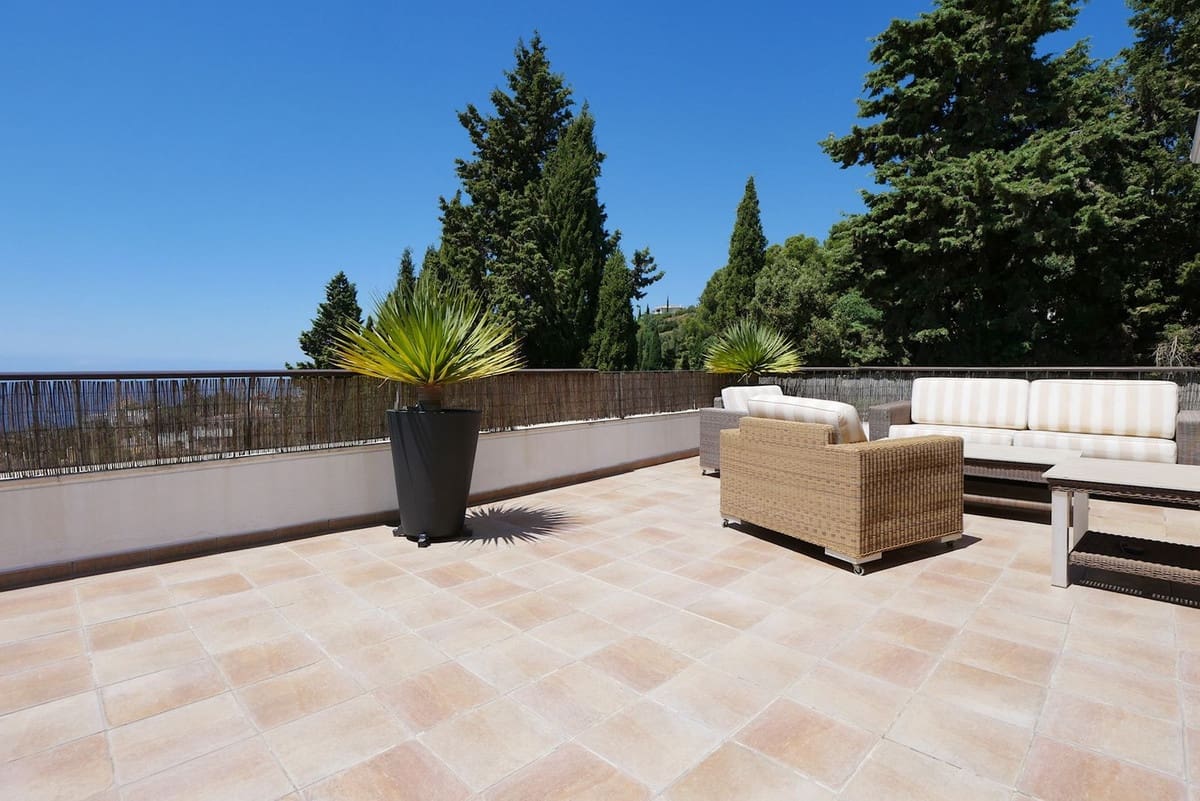 3 slaapkamer Penthouse te koop in Marbella met zwembad garage - € 595.900 (Ref: 9238816)