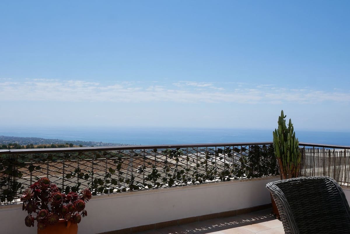 3 slaapkamer Penthouse te koop in Marbella met zwembad garage - € 595.900 (Ref: 9238816)