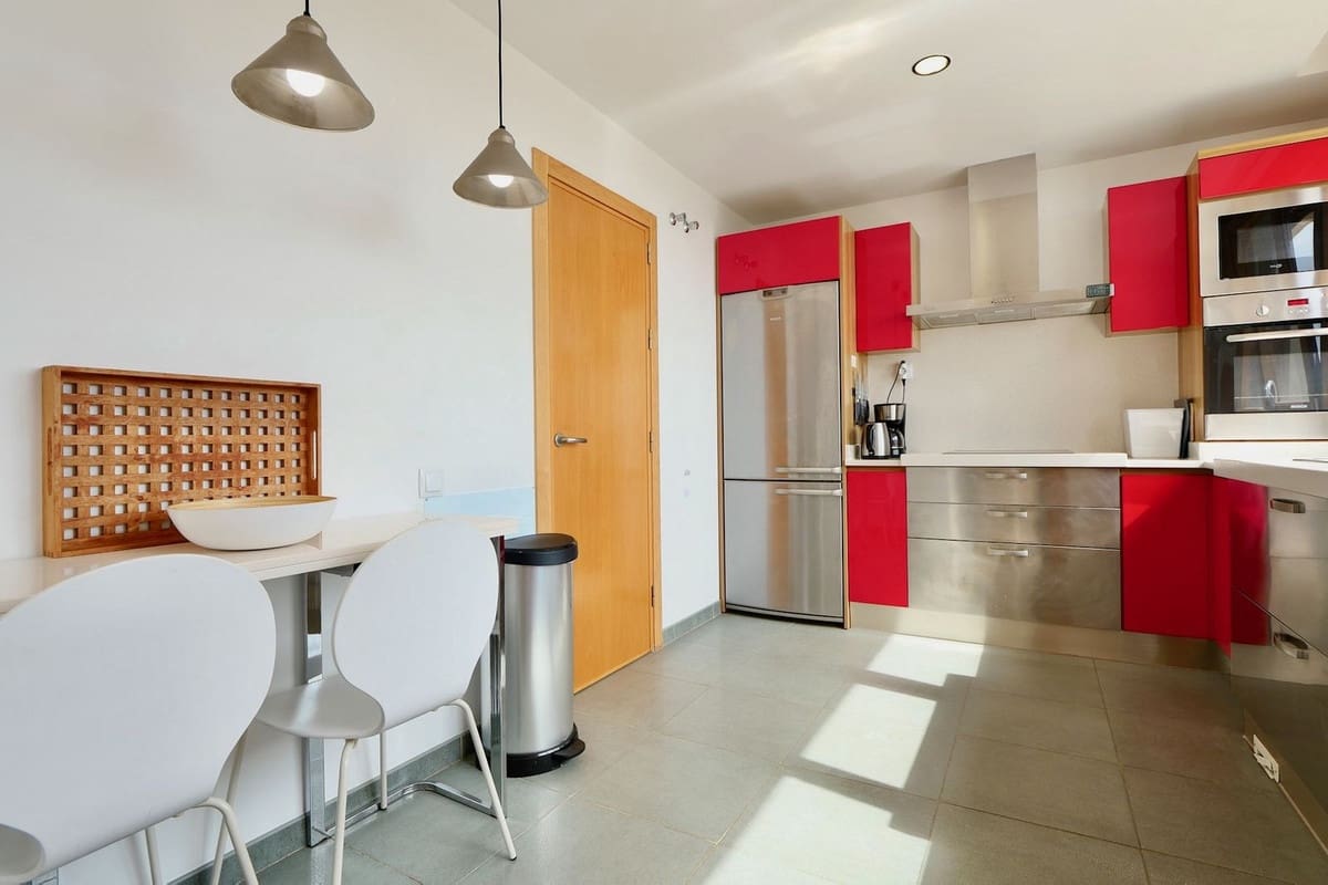 3 sovrum Takvåning till salu i Los Monteros med pool garage - 645 000 € (Ref: 9248552)