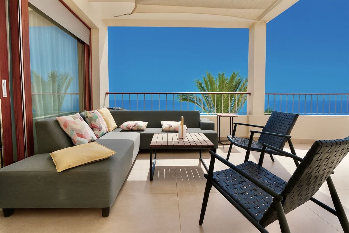 3 chambre Penthouse à vendre à Los Monteros avec piscine garage - 645 000 € (Ref: 9248552)