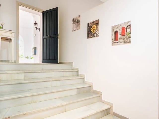 3 soveværelse Lejlighed til salg i Cabopino, Marbella med swimmingpool - € 308.900 (Ref: 9273067)