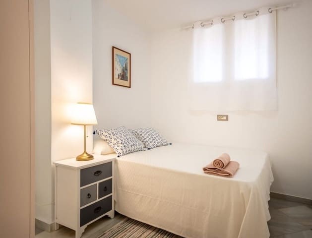 3 soveværelse Lejlighed til salg i Cabopino, Marbella med swimmingpool - € 308.900 (Ref: 9273067)