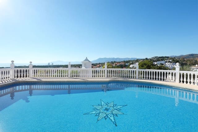 3 sovrum Radhus till salu i Cabopino, Marbella med pool garage - 895 000 € (Ref: 9287868)