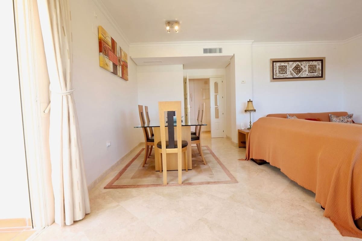 2 slaapkamer Penthouse te koop in La Mairena met zwembad - € 378.000 (Ref: 9294155)