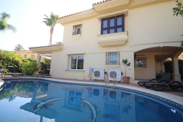 3 slaapkamer Halfvrijstaande villa te koop in Riviera del Sol, Mijas met zwembad garage - € 599.000 (Ref: 9308408)