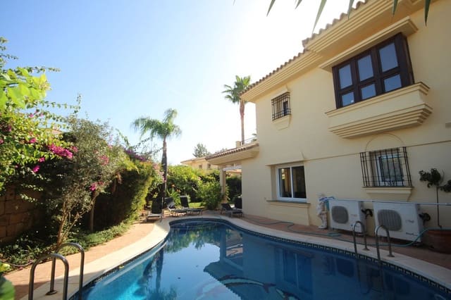 3 makuuhuone Paritalo myytävänä paikassa Riviera del Sol, Mijas mukana uima-altaan 
autotalli - 599 000 € (Ref: 9308408)