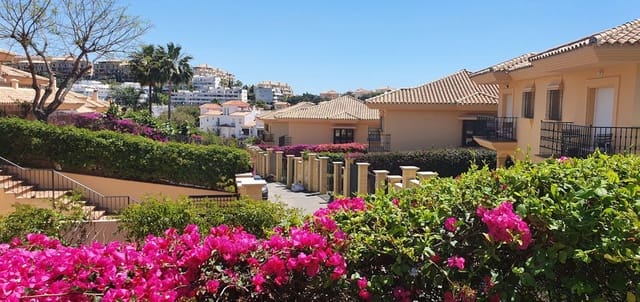 3 makuuhuone Paritalo myytävänä paikassa Riviera del Sol, Mijas mukana uima-altaan 
autotalli - 599 000 € (Ref: 9308408)