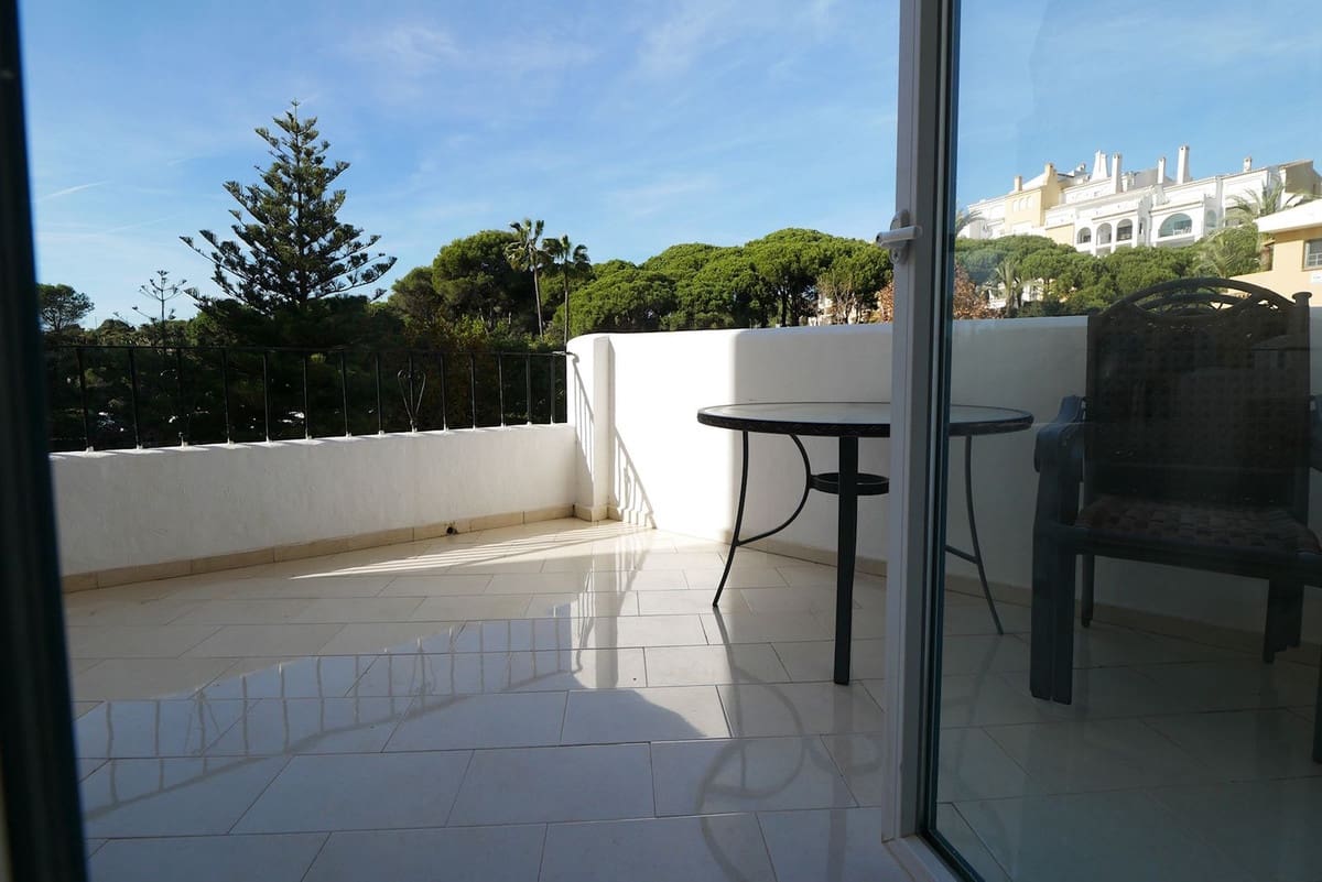 2 slaapkamer Appartement te koop in Cabopino met zwembad - € 439.900 (Ref: 9309164)