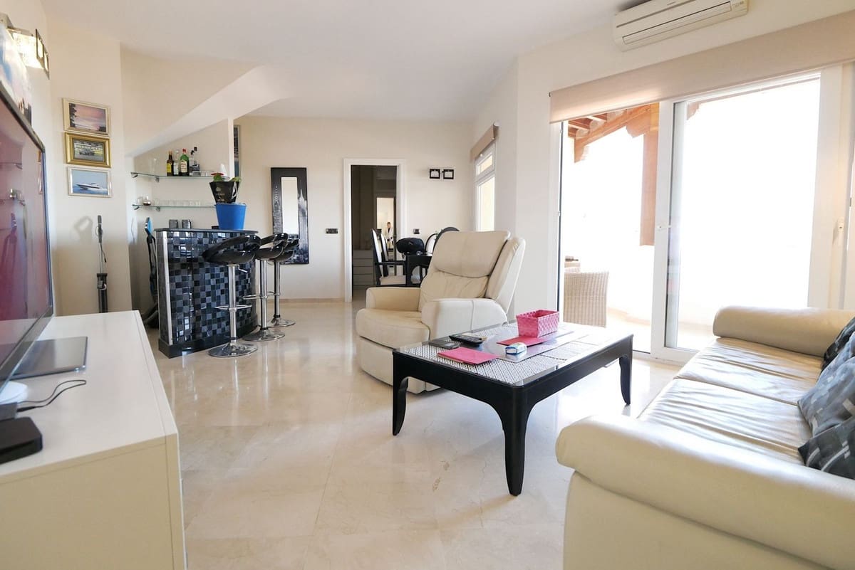 2 slaapkamer Appartement te koop in Cabopino met zwembad - € 439.900 (Ref: 9309164)