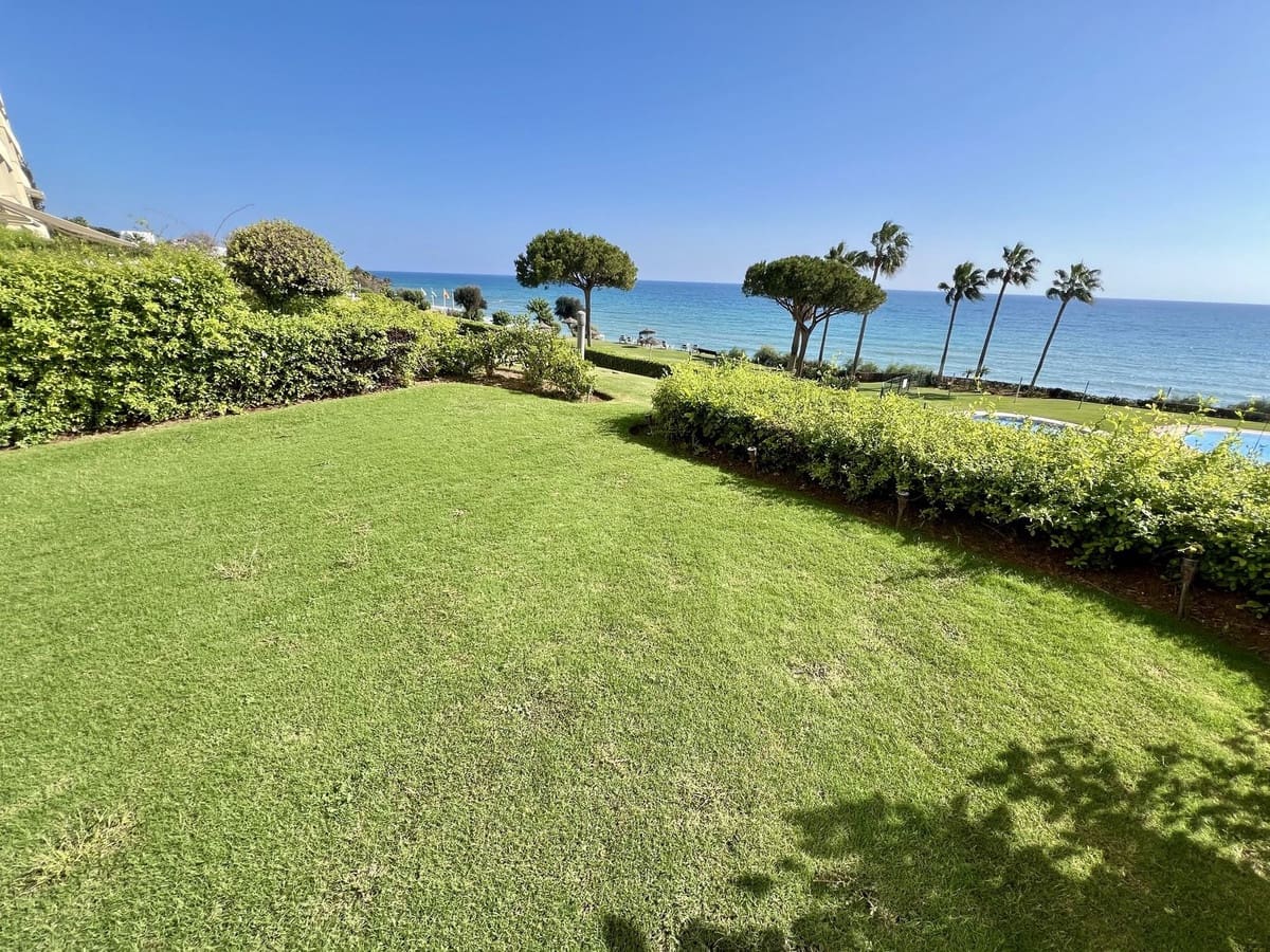 Apartamento de 2 habitaciones en Cabopino en venta con piscina garaje - 1.100.000 € (Ref: 9321442)