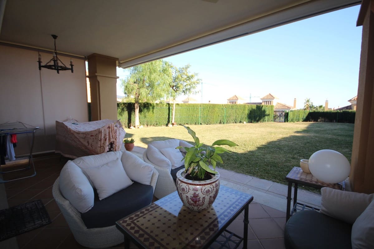 Chalet de 3 habitaciones en Marbella en venta con piscina garaje - 1.390.000 € (Ref: 9321443)