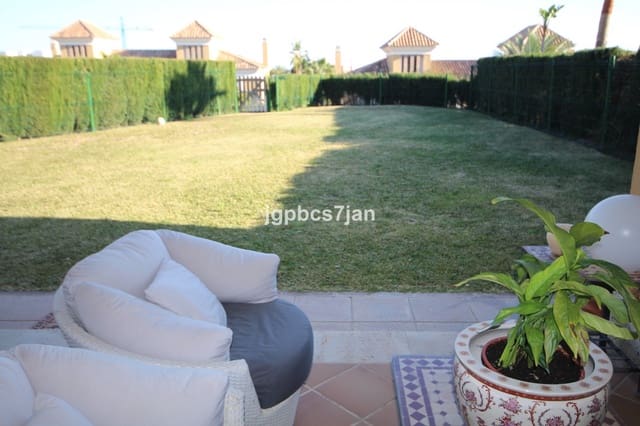 Chalet de 3 habitaciones en Santa Clara, Marbella en venta con piscina garaje - 1.390.000 € (Ref: 9321443)
