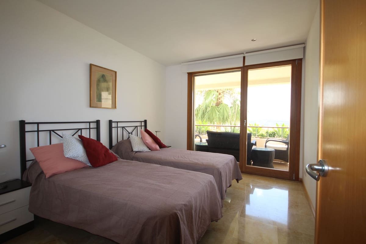 3 quarto Apartamento para venda em Los Monteros - 455 000 € (Ref: 9360457)