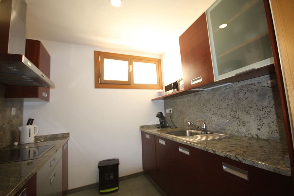 3 quarto Apartamento para venda em Los Monteros - 455 000 € (Ref: 9360457)