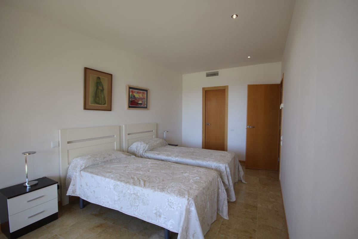 3 quarto Apartamento para venda em Los Monteros - 455 000 € (Ref: 9360457)