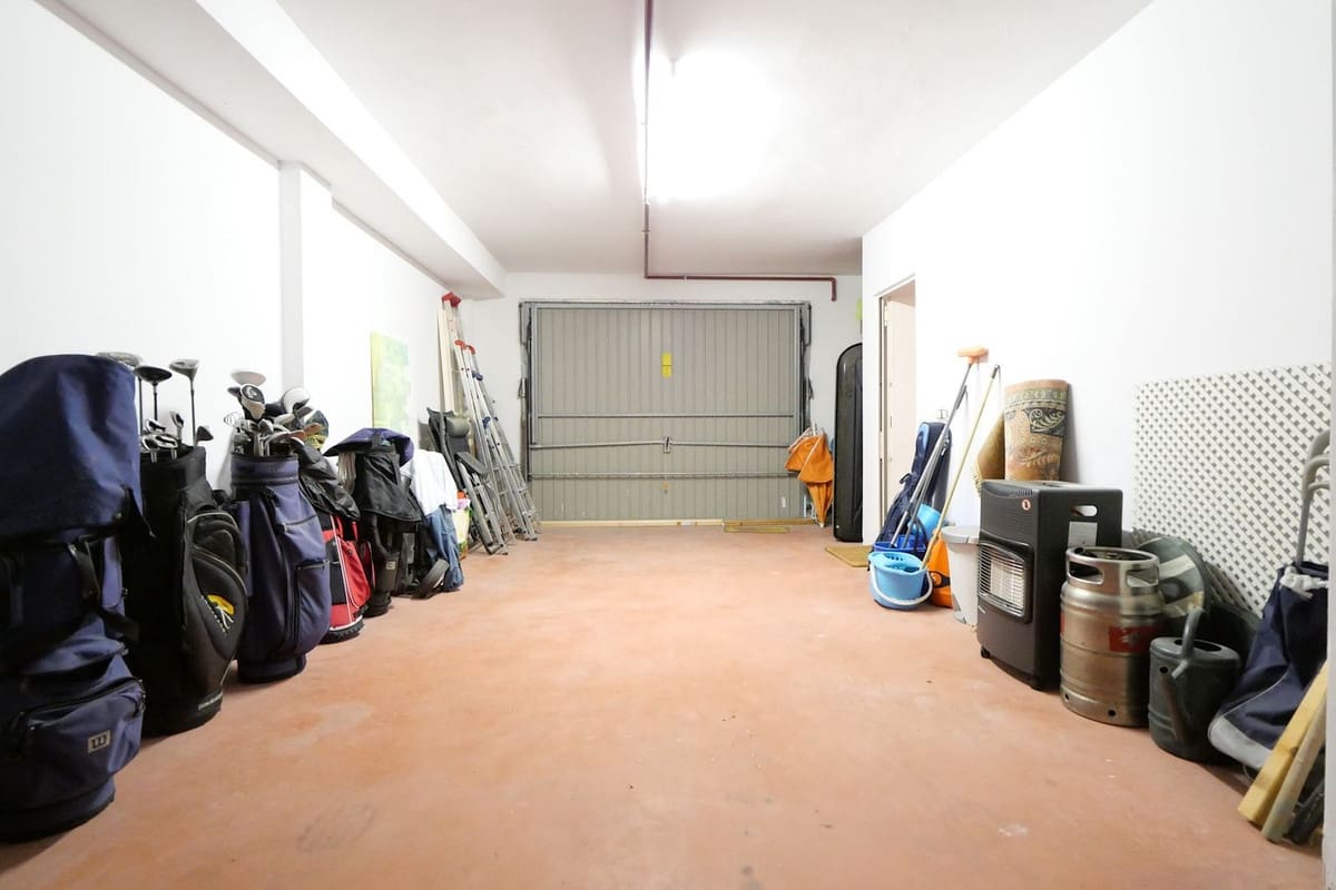 2 bedroom Townhouse for sale in Cabopino with pool garage - € 499,000 (Ref: 9363005)