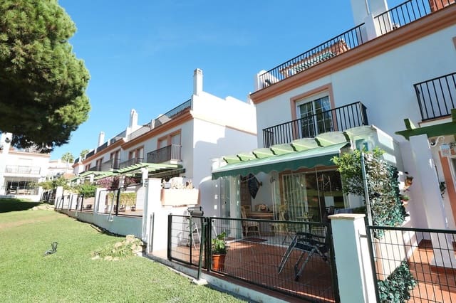 2 soveværelse Byhus til salg i Cabopino, Marbella med swimmingpool garage - € 499.000 (Ref: 9363005)