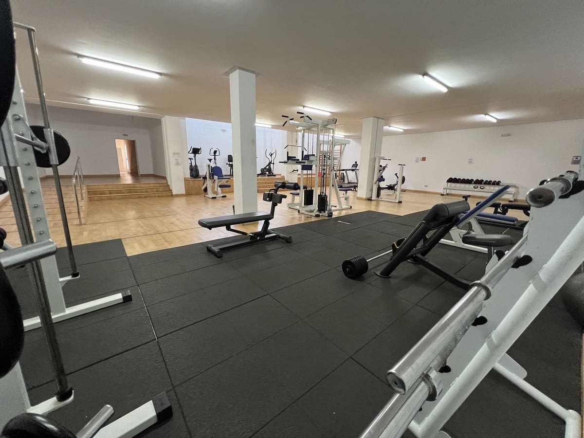 2 Zimmer Apartment zu verkaufen in Puerto Banus mit Pool Garage - 649.900 € (Ref: 9377700)