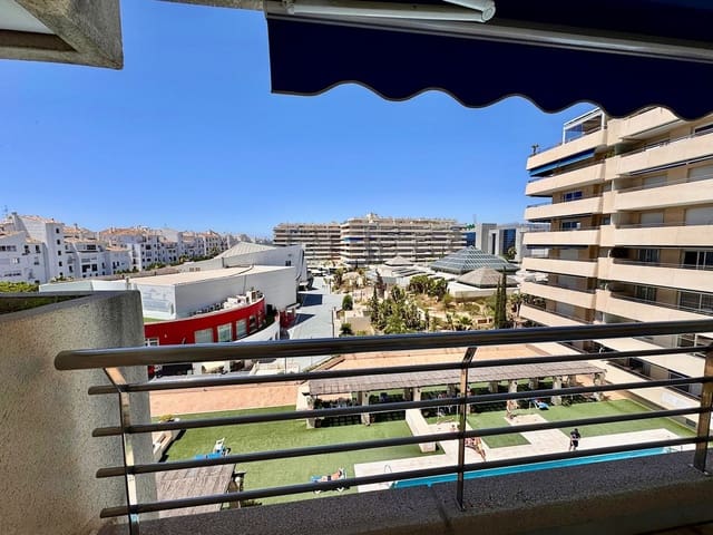 2 sypialnia Apartament na sprzedaż w Puerto Banus, Marbella z basenem garażem - 649 900 € (Ref: 9377700)