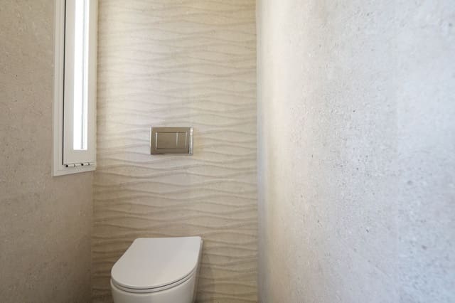 2 soverom Strandleiligheter til salgs i Cabopino, Marbella med svømmebasseng - € 449 000 (Ref: 9388673)