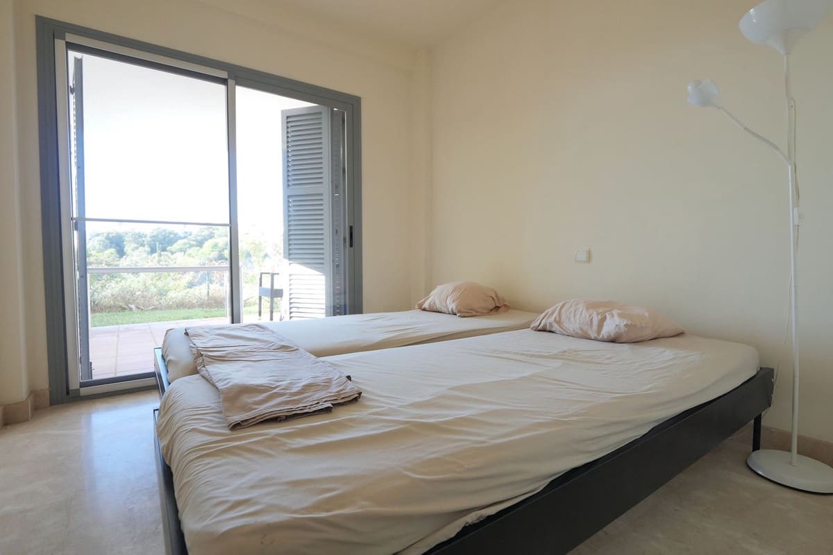 3 makuuhuone Omakotitalo myytävänä paikassa Cabopino mukana uima-altaan - 549 999 € (Ref: 9397872)