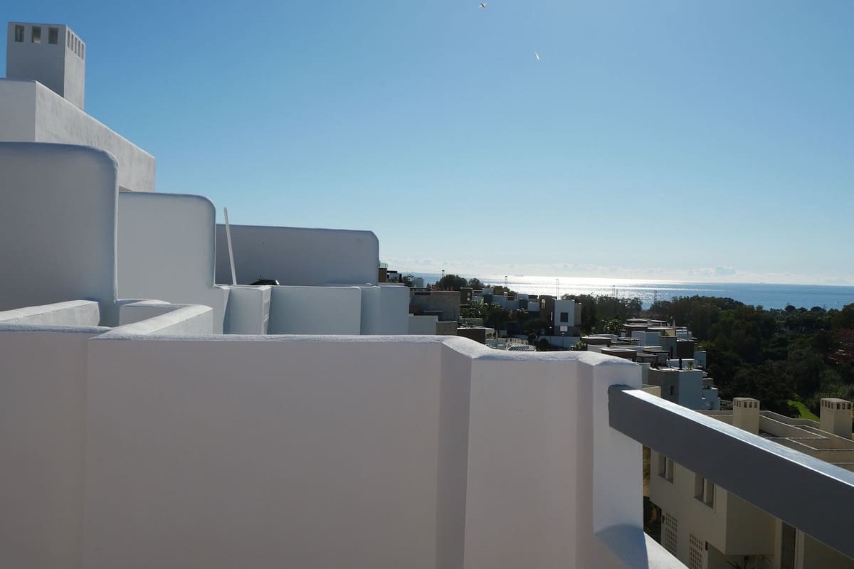 3 bedroom Townhouse for sale in Cabopino with pool - € 549,999 (Ref: 9397872)