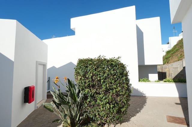 3 sovrum Hus till salu i Cabopino, Marbella med pool - 549 999 € (Ref: 9397872)