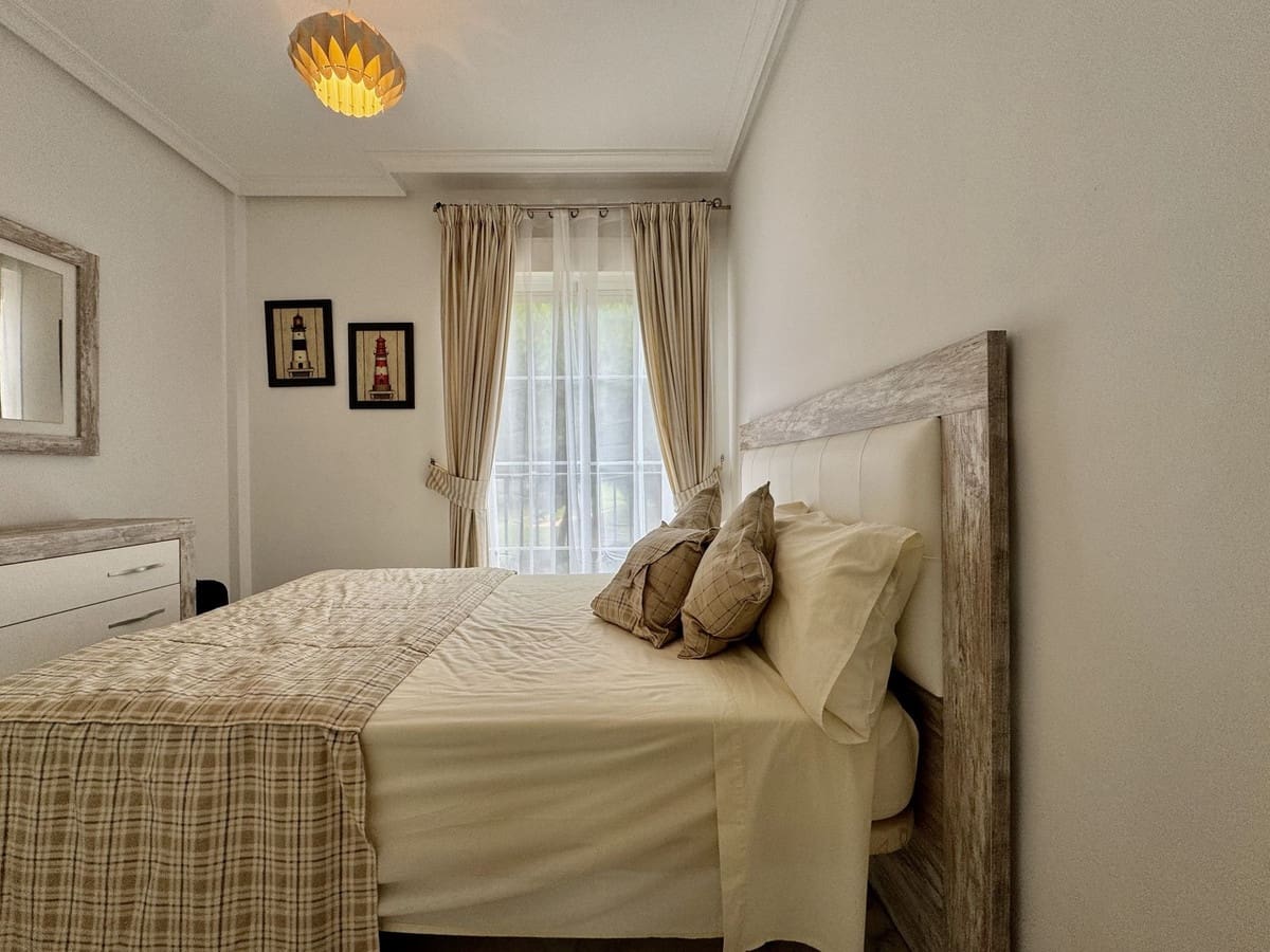 3 soverom Hus til salgs i Cabopino med svømmebasseng garasje - € 574 900 (Ref: 9397983)