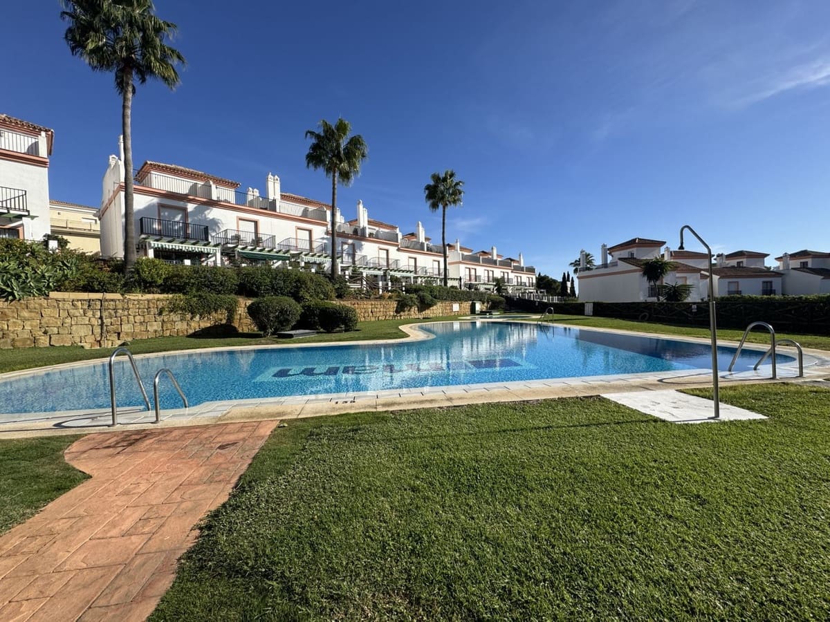 3 bedroom Townhouse for sale in Cabopino with pool garage - € 573,900 (Ref: 9397983)