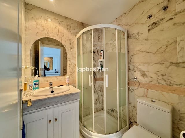 Casa de 3 habitaciones en Cabopino, Marbella en venta con piscina garaje - 573.900 € (Ref: 9397983)