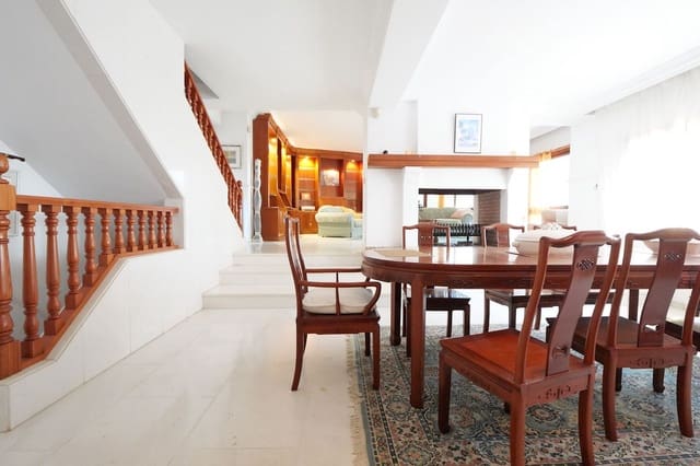 9 chambre Villa/Maison à vendre à Cabopino, Marbella avec piscine garage - 3 800 000 € (Ref: 9404618)