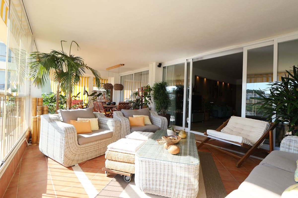 3 soveværelse Lejlighed til salg i Riviera del Sol med swimmingpool garage - € 625.000 (Ref: 9405883)