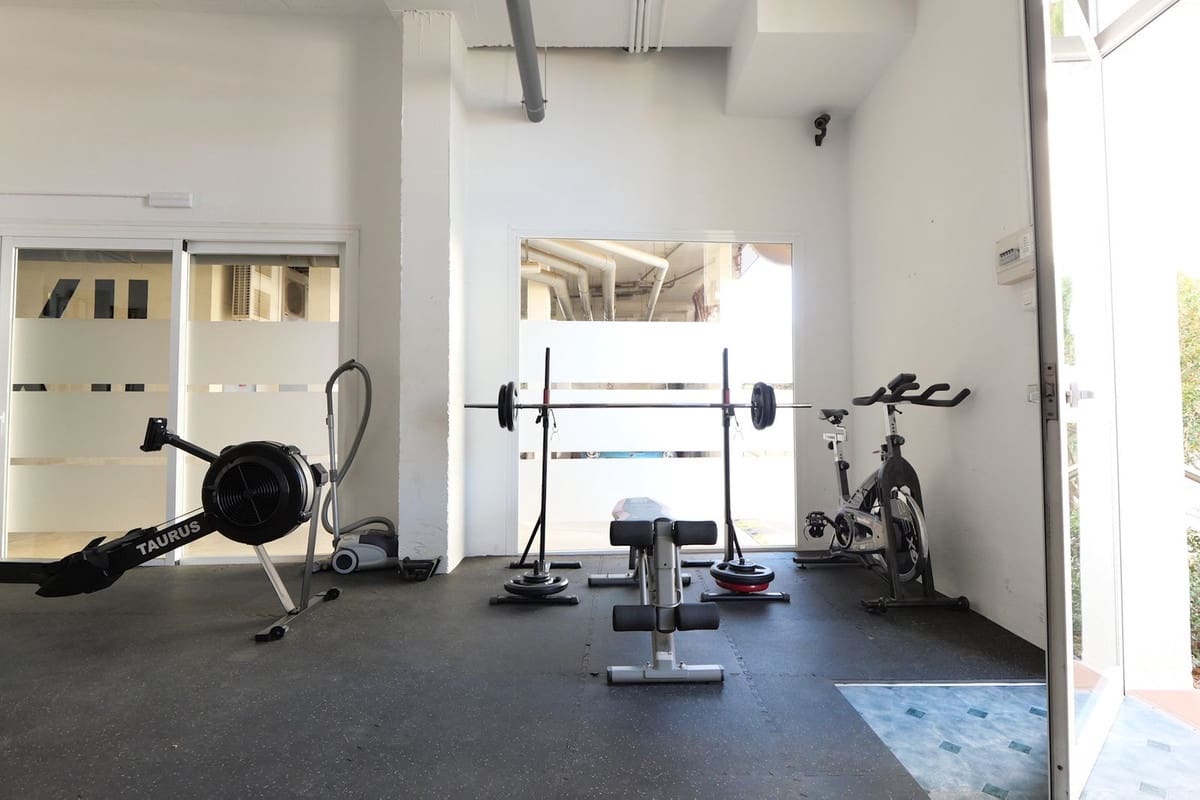 3 bedroom Apartment for sale in Riviera del Sol with pool garage - € 598,000 (Ref: 9405883)