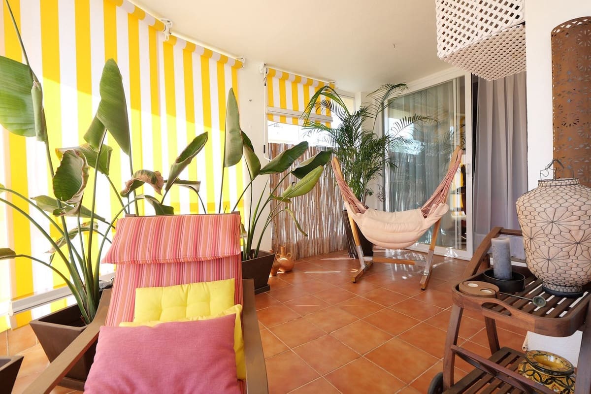 3 soveværelse Lejlighed til salg i Riviera del Sol med swimmingpool garage - € 598.000 (Ref: 9405883)