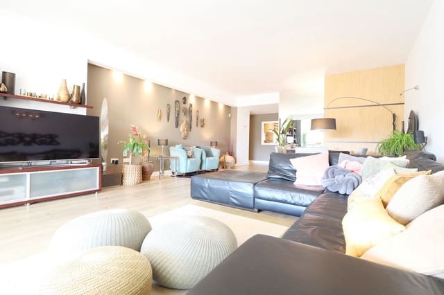3 chambre Appartement à vendre à Riviera del Sol, Mijas avec piscine garage - 598 000 € (Ref: 9405883)