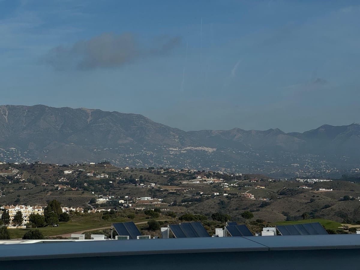 2 slaapkamer Penthouse te koop in La Cala de Mijas met zwembad garage - € 595.000 (Ref: 9471050)