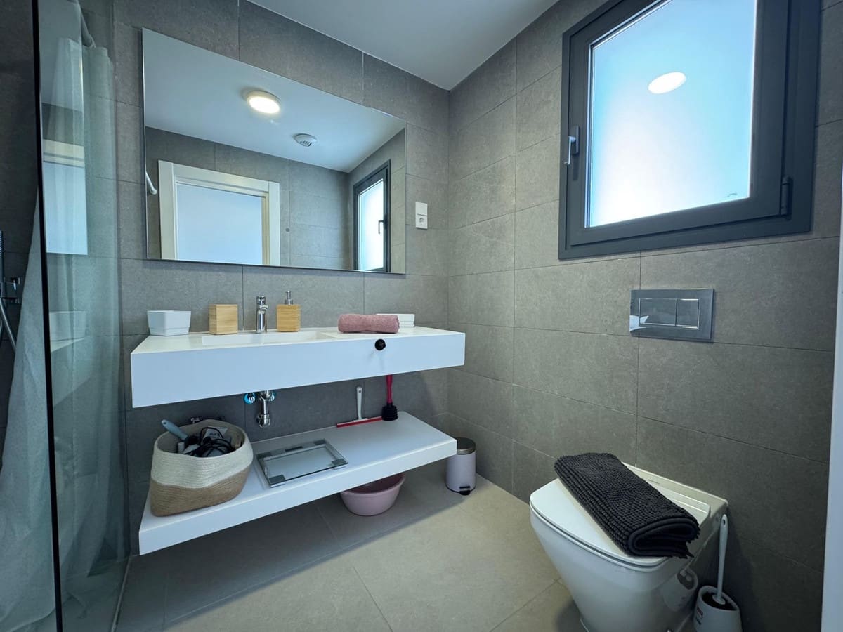 2 slaapkamer Penthouse te koop in La Cala de Mijas met zwembad garage - € 595.000 (Ref: 9471050)