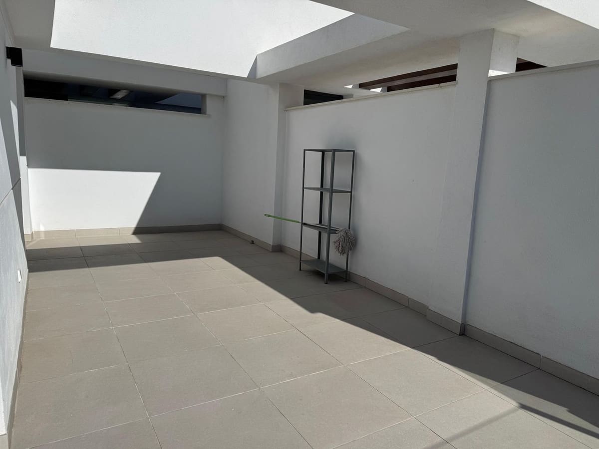 2 bedroom Penthouse for sale in La Cala de Mijas with pool garage - € 595,000 (Ref: 9471050)