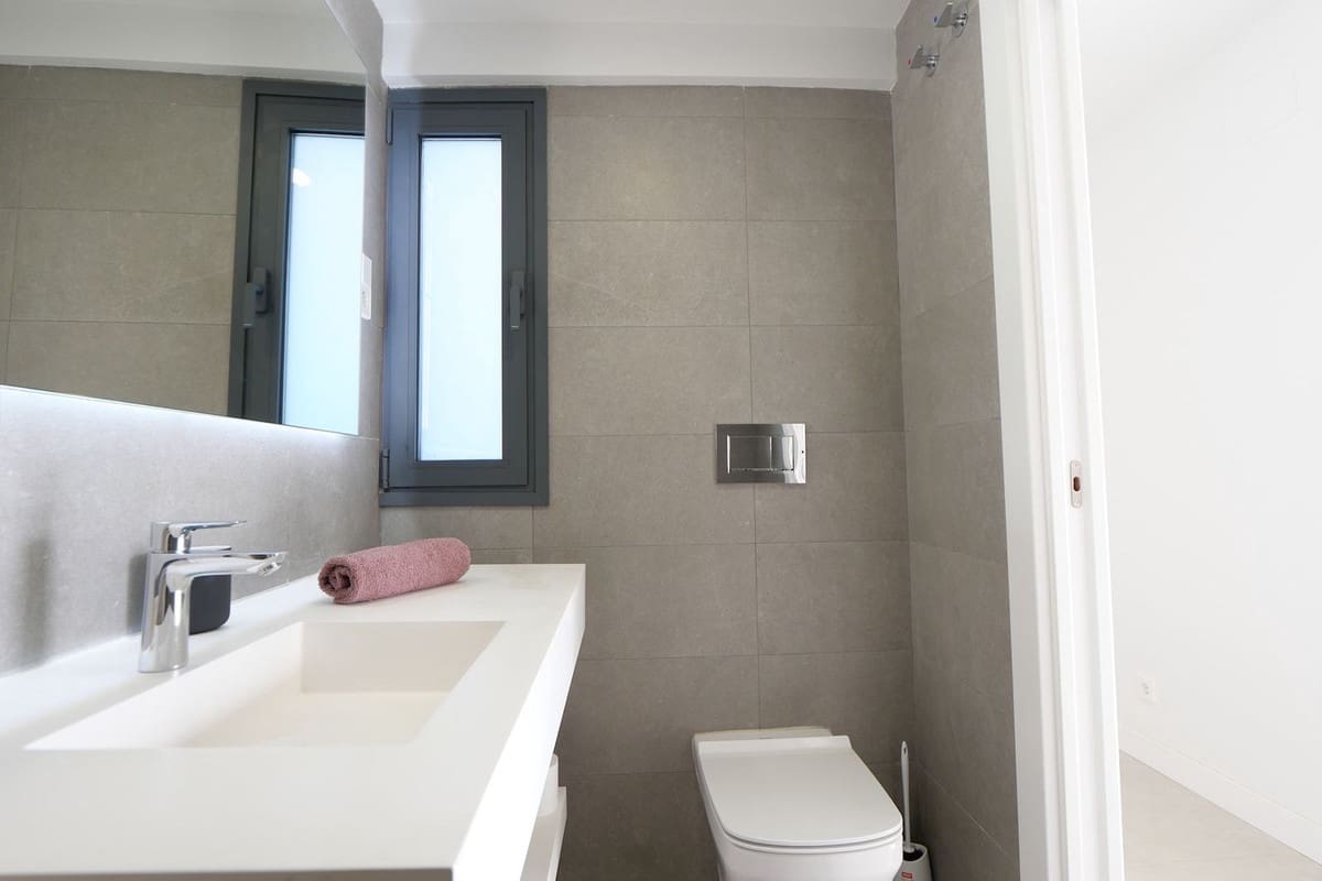 2 makuuhuone Kattohuoneisto myytävänä paikassa La Cala de Mijas mukana uima-altaan 
autotalli - 595 000 € (Ref: 9471050)