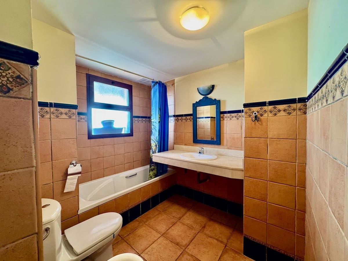 3 chambre Penthouse à vendre à Calahonda avec piscine garage - 499 999 € (Ref: 9471647)