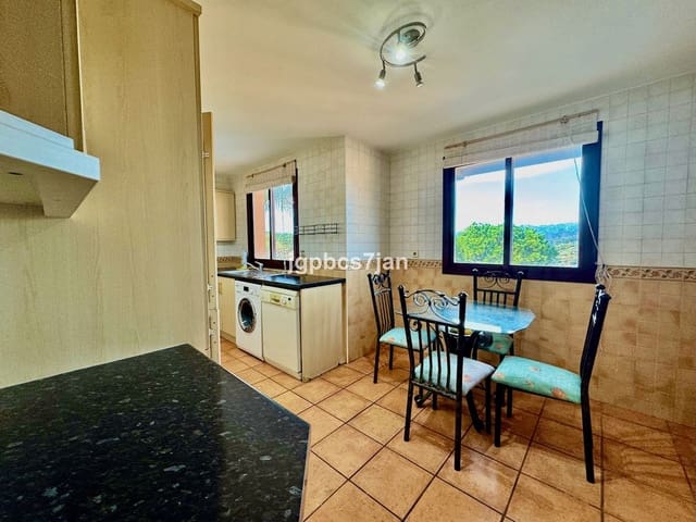 3 sypialnia Penthouse na sprzedaż w Calahonda, Mijas z basenem garażem - 498 000 € (Ref: 9471647)