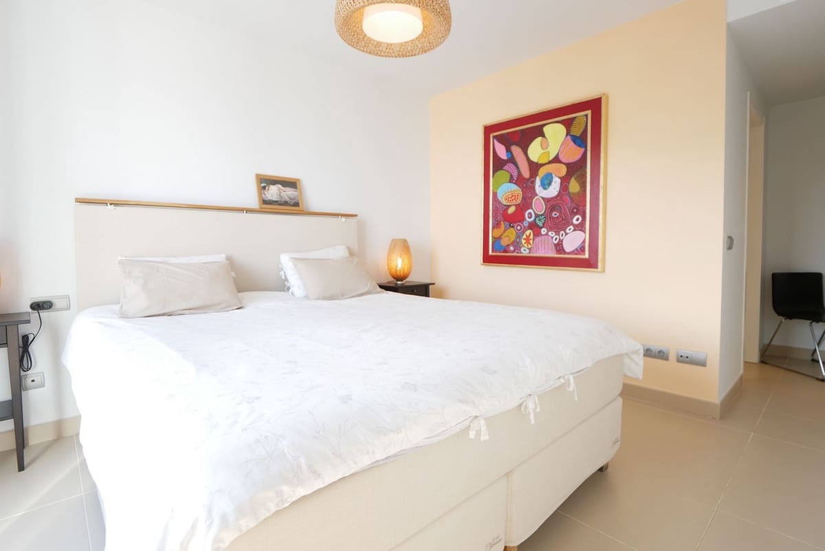 Ático de 3 habitaciones en La Mairena en venta con piscina garaje - 499.000 € (Ref: 9479075)