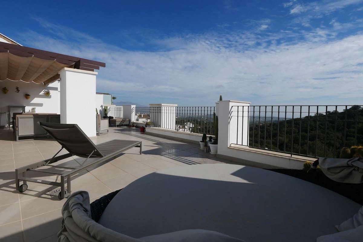 Ático de 3 habitaciones en La Mairena en venta con piscina garaje - 499.000 € (Ref: 9479075)